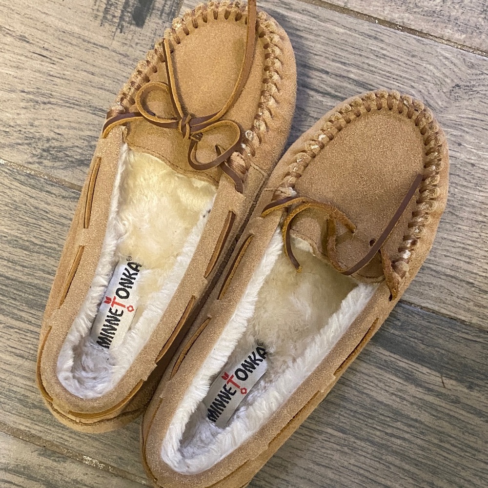 Minnetonka Brown Suede Moccasins